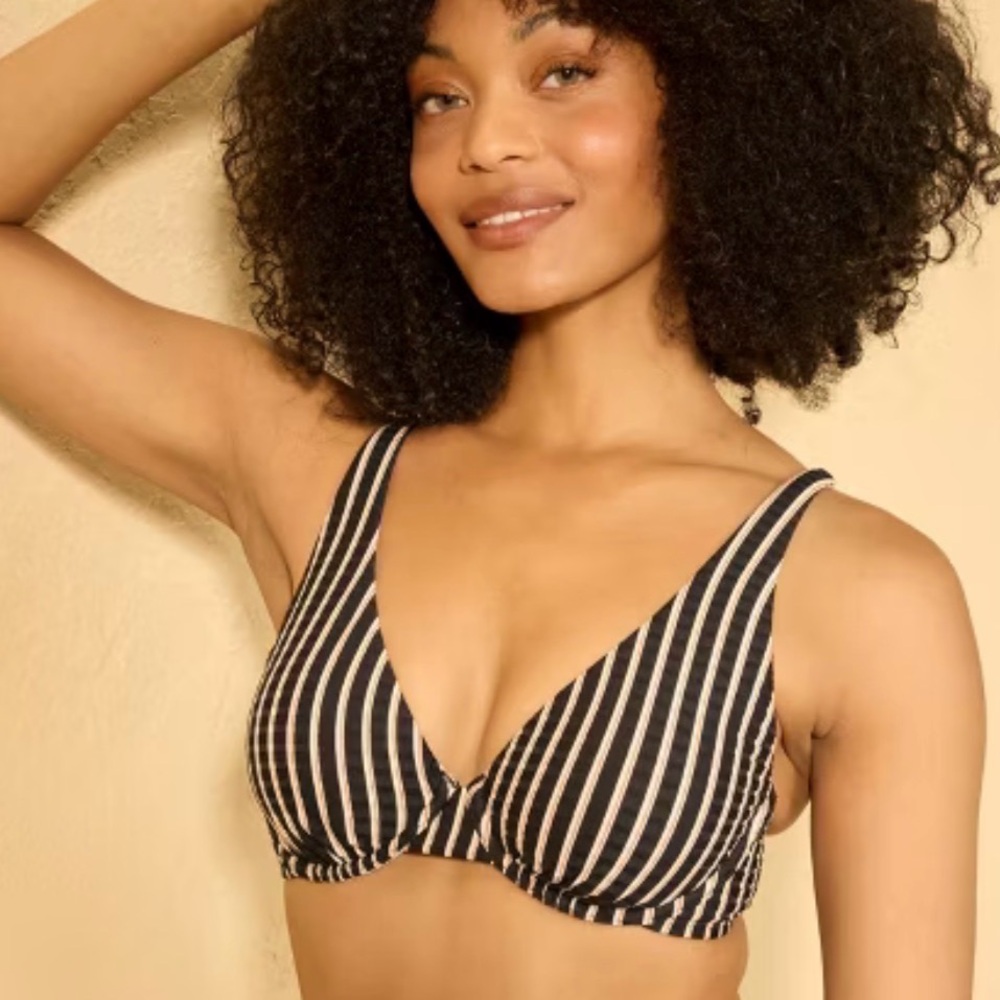 Shade & Shore Black and White Striped Bikini Top